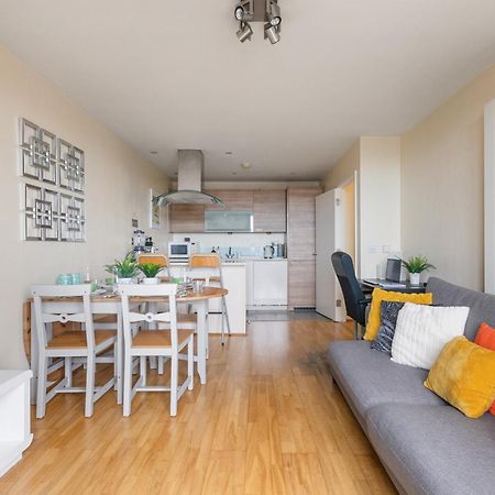 Stratford Skyview Apartment London Eksteriør bilde